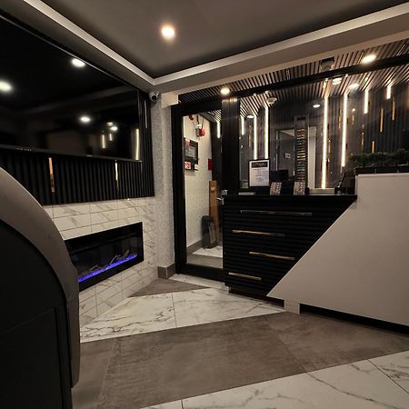 The Vine Hotel Bronx New นิวยอร์ก ภายนอก รูปภาพ