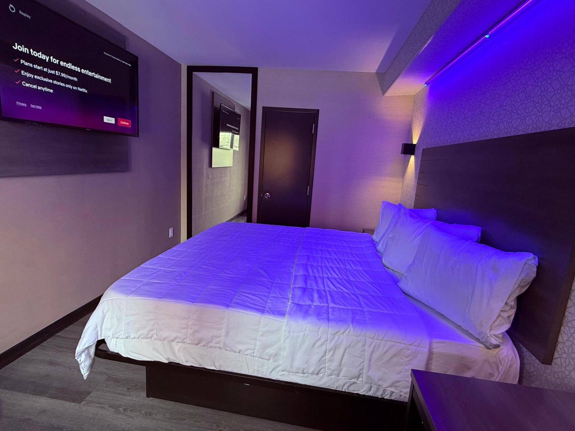 The Vine Hotel Bronx New นิวยอร์ก ภายนอก รูปภาพ